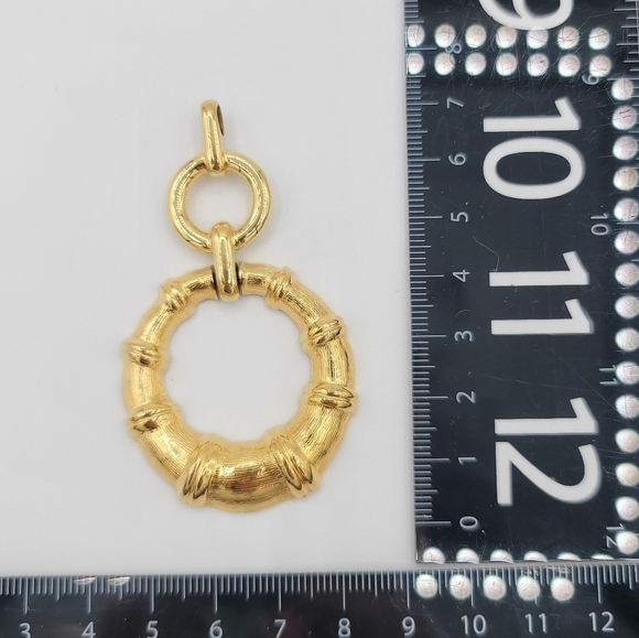 Monet Goldtone Circle Pendant #762 - Picture 4 of 9